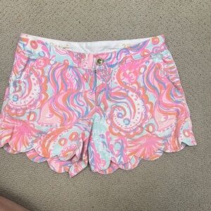 Lilly Pulitzer buttercup women’s shorts size 2
